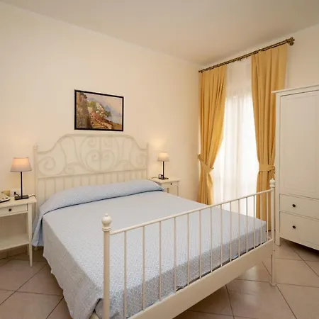 Anna מלון פטובאיה