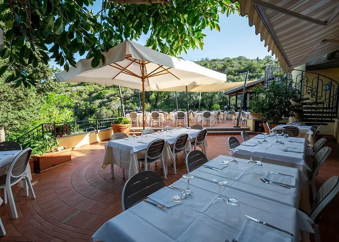 Anna Hotell Fetovaia